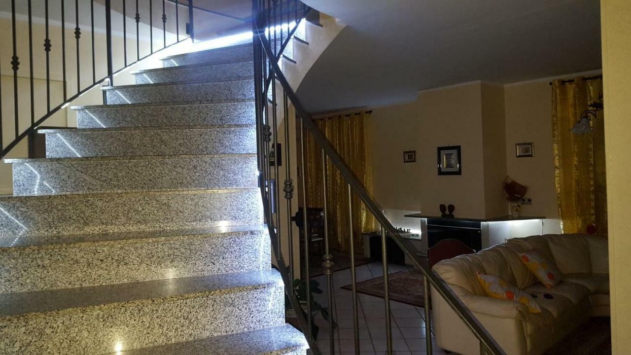 B&B Villa Dei Fiori Santa Eufemia Lamezia Bagian luar foto